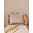 Zacht fluwelen kussen met ruche “Latte”