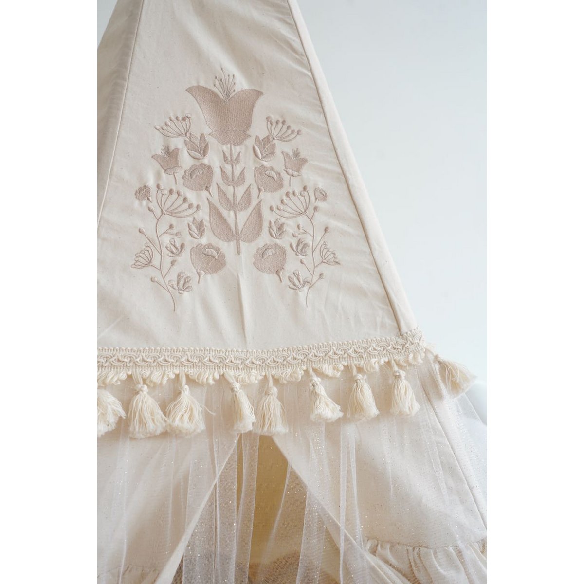 Boho Style Tipi Tent with Mat