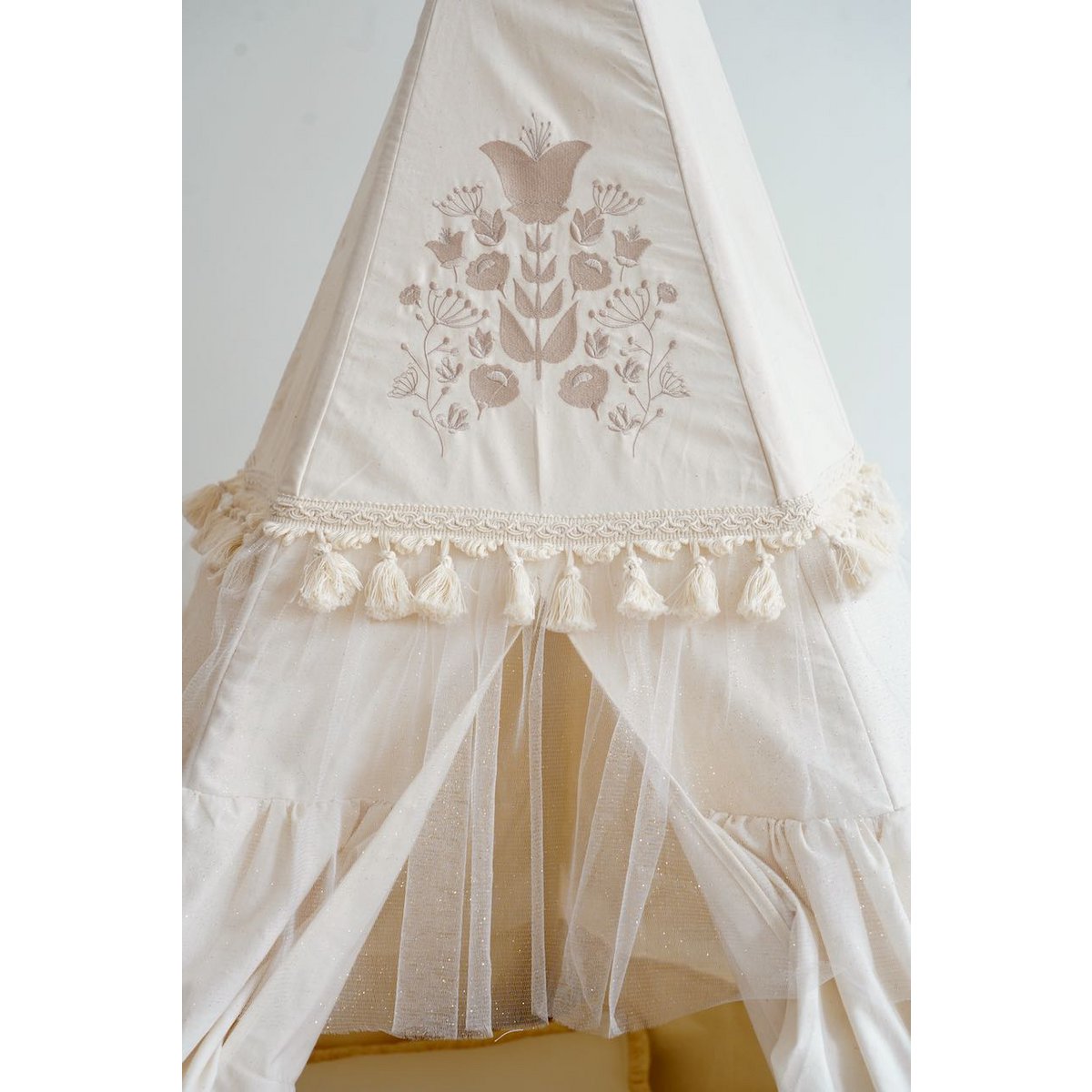 Boho Style Tipi Tent with Mat