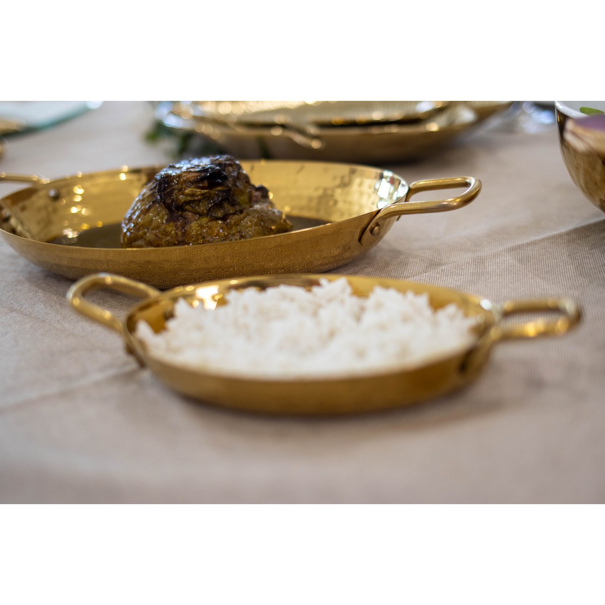 Gouden ovale steelpan 25x18,5x4cm